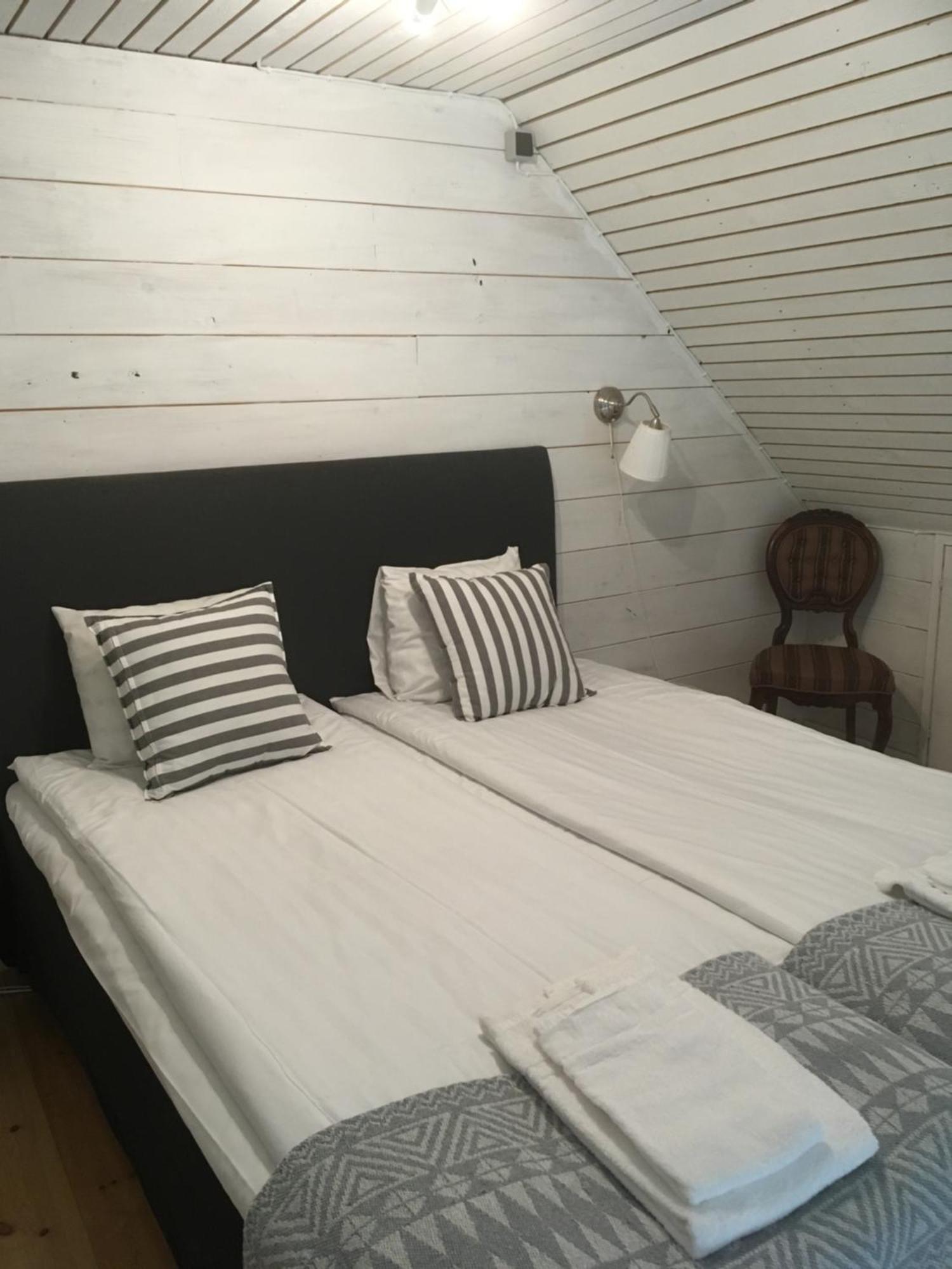 Brogård Bed and Breakfast Falkenberg Exteriör bild